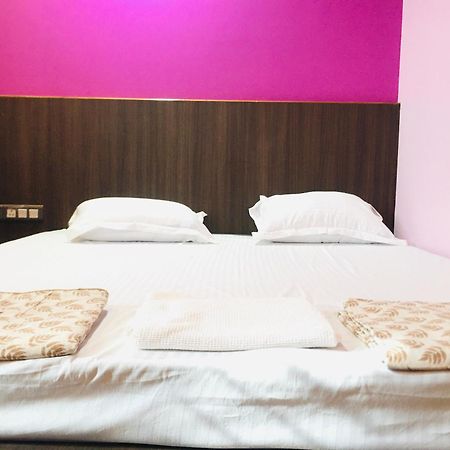 Chanda Palace Guest House Hazaribag Bagian luar foto